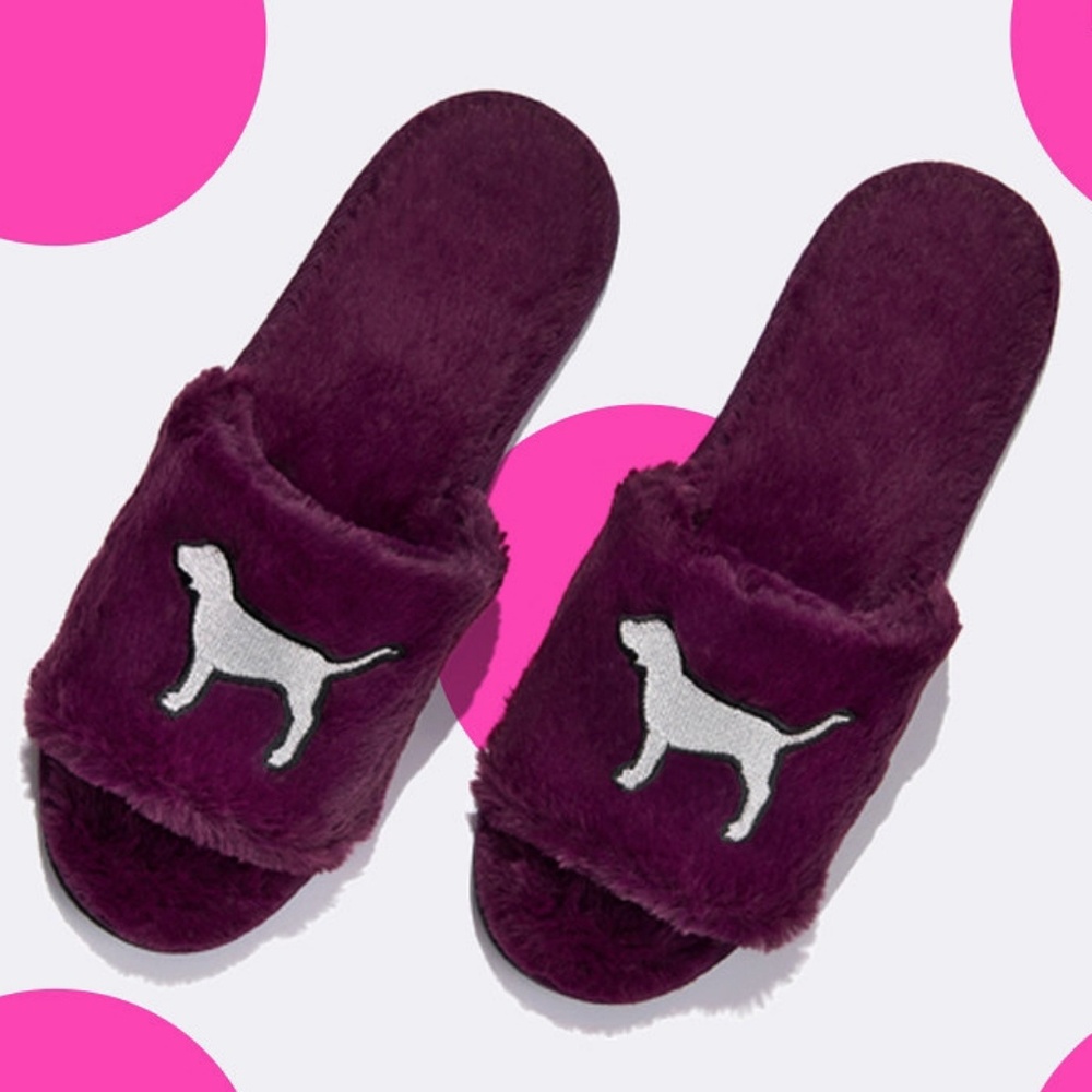 Fuzzy Slipper ***New w/tags ***